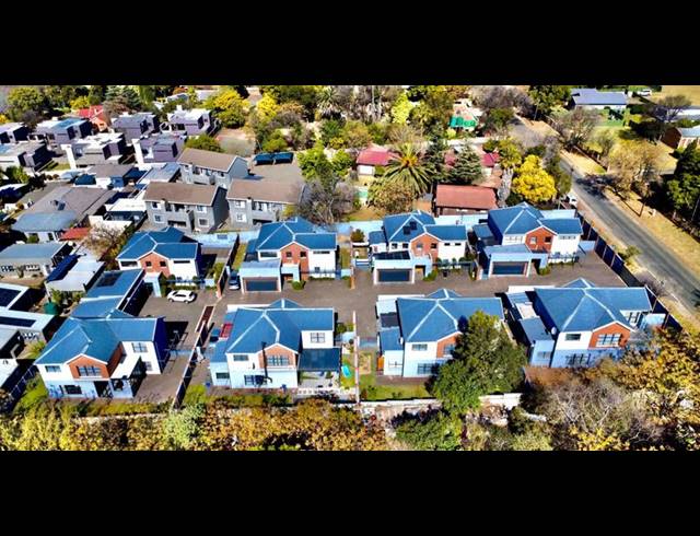 4 BEDROOM HOUSE FOR SALE IN FERNDALE